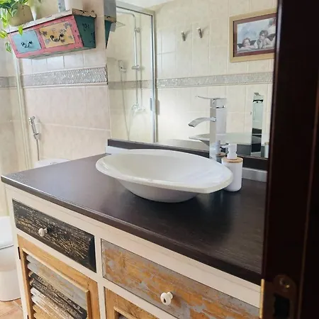 Gran Terraza 1 Minuto De Piscinas Naturales Apartamento