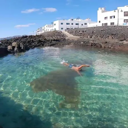 Apartamento Gran Terraza 1 Minuto De Piscinas Naturales *