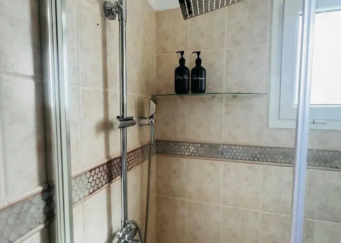 Gran Terraza 1 Minuto De Piscinas Naturales Apartamento *